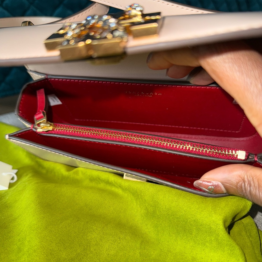 Tory Burch Eleanor E/W Rectangular Snake Crystal … - image 7